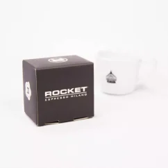 Distribuitor Rocket Espresso și presor de 58mm argintiu cu ambalaj.