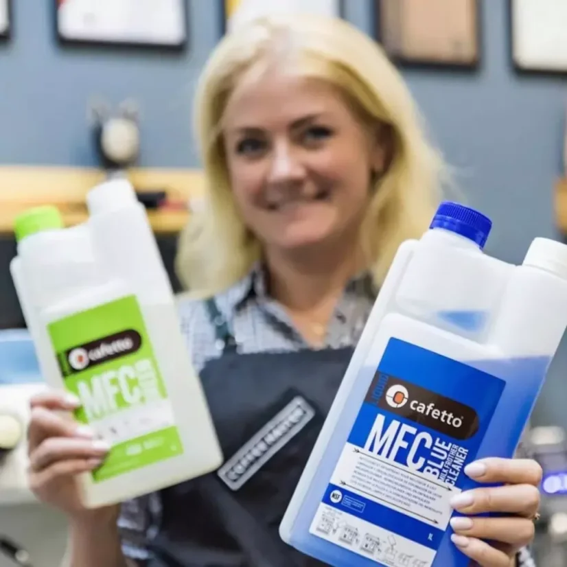Čistiaca modrá tekutina na mliečne cesty 1,0 l.