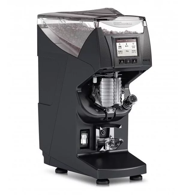 Espresso mlynček na kávu Nuova Simonelli GX85 v čiernom vyhotovení, ideálny na použitie v cukrárňach.