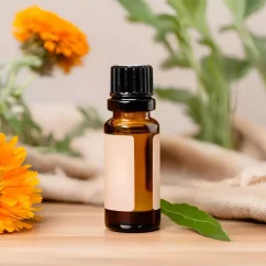 BIO Ringelblume ist ein 100% natürliches Infusionsöl, das entspannende Wirkungen bietet und in einer 10-ml-Packung erhältlich ist.