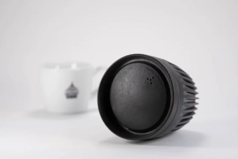 Huskee Charcoal negro con taza