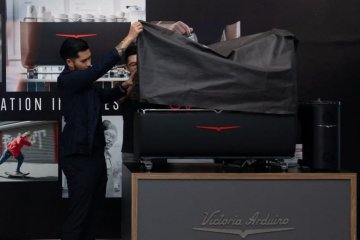 Aféierung vun de Victoria Arduino Eagle Coffee Makers