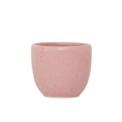 Porcelain Aoomi Yoko Mug A with a 170 ml capacity in a delicate pink color, ideal for coffee lovers.