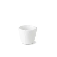 Biely porcelánový šálka bez ucha z kolekcie Optimo od značky G. Benedikt, objem 140 ml.