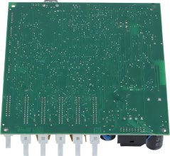 Récksäit vun der CPU-Platine mat gelötten Verbindungen an rausgefouerte Konnektoren. Récksäit vun der CPU-Platine mat gelötten Verbindungen an rausgefouerte Konnektoren.