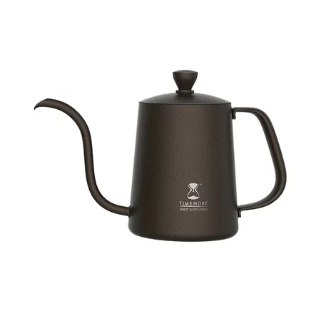 La cafetière en cuivre Timemore Fish Pour Over de 600 ml avec un col de cygne spécial pour un versement précis.