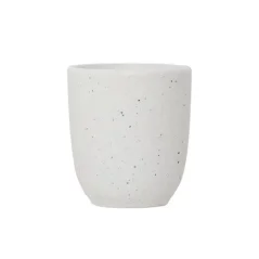 Aoomi Salt Mug A02 with a capacity of 330 ml, made of high-quality stoneware.