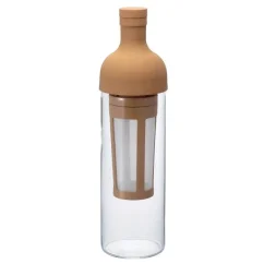 Bézs Hario palack cold brew kávé készítéséhez.