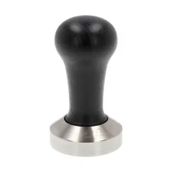 Ručný tamper na kávu Motta Pressino 51 mm v čiernej farbe s drevenou rukoväťou.