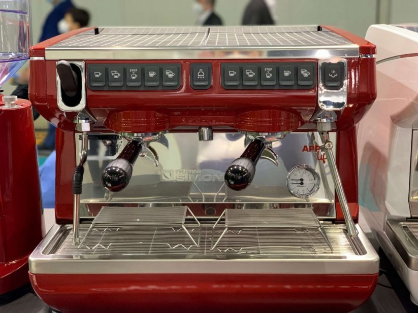 Nuova Simonelli Appia Life Compact 2GR V - Professionele koffiezetapparaten met hendel: kenmerken koffiezetapparaat: programmeerbare knoppen