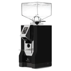 Home electric grinder Eureka Mignon Bravo in black design.