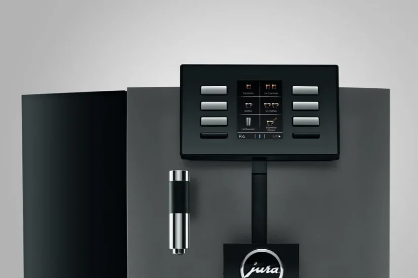 Clear color display and easy operation.