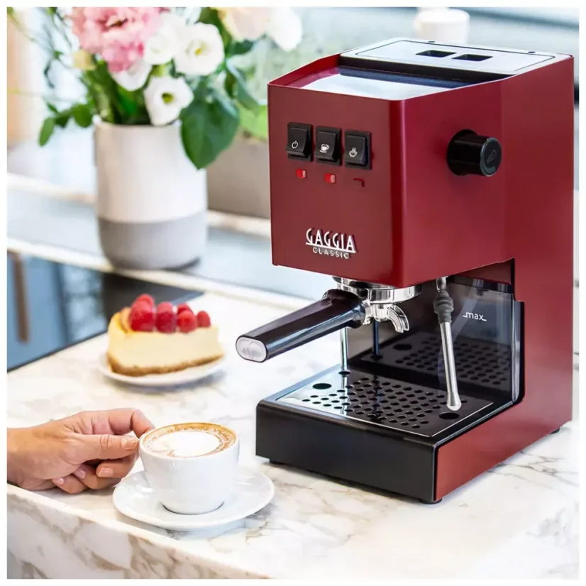 Red home single-serve coffee machine Gaggia New Classic EVO.