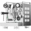 Ręczny ekspres do kawy Rocket Espresso Appartamento White, umożliwiający jednoczesne przygotowanie dwóch filiżanek kawy.