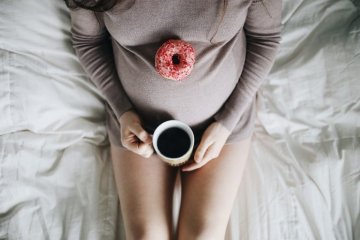 Kaffi während der Schwangerschaft - wéi sécher ass et?