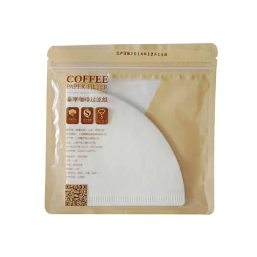 Paquet de 100 filtres en papier Timemore V60-02 pour la préparation de café filtré.