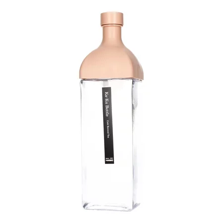Bouteille rose Hario Ka-Ku pour préparer du café coldbrew.