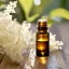 L'huile infusée BIO de guimauve est 100 % naturelle, idéale pour revitaliser la peau au printemps.