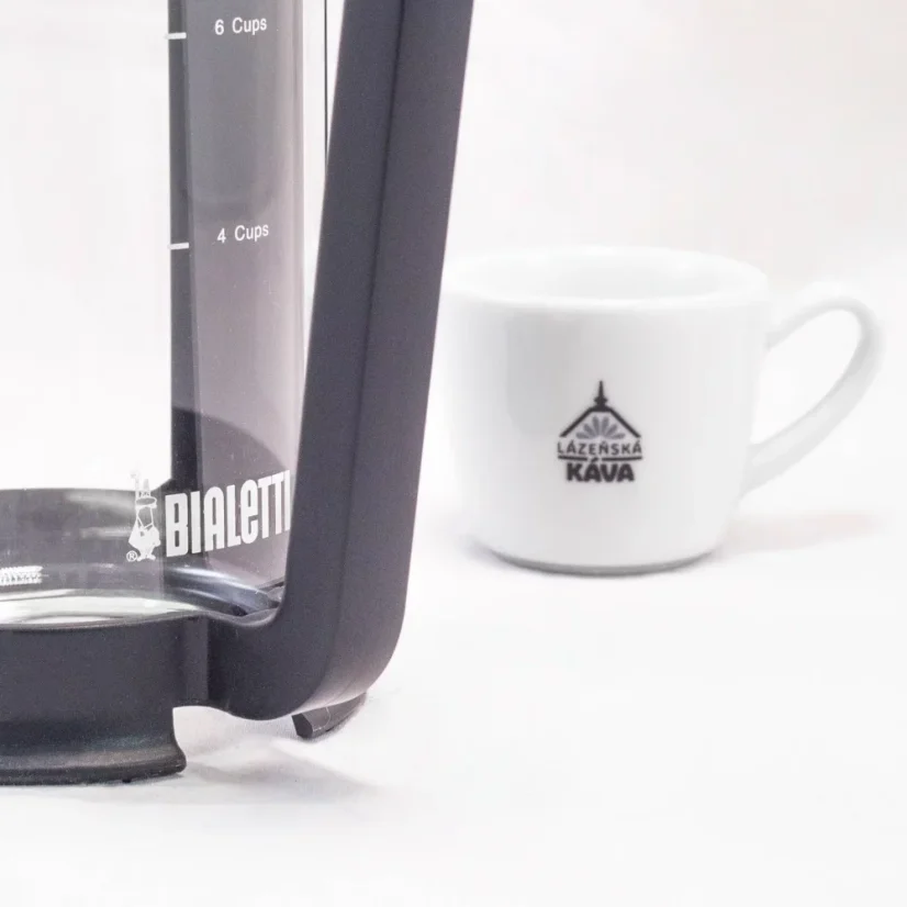Black Bialetti Smart French press with a capacity of 1000 ml.