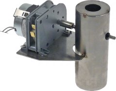 Ofsaugung mam Klappe-Servomotor: en Elektromotor mat Getriib niewent enger Inox-Réierkammer mat engem Hiewel.