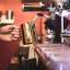 Konvička na mlieko Barista & Co Dial In Milk Pitcher v ružovej mosadznej farbe s objemom 600 ml.