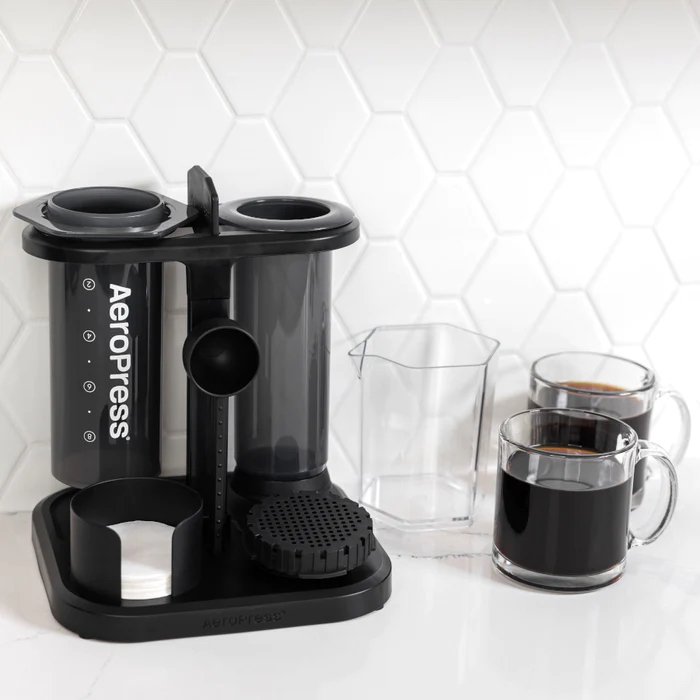 Support pour AeroPress et accessoires.