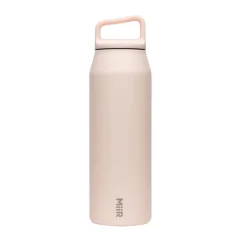 Pink MiiR Wide Mouth Bottle Thousand Hills with a capacity of 950 ml, ideal for traveling.