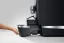 The drip tray can easily be removed with one hand.