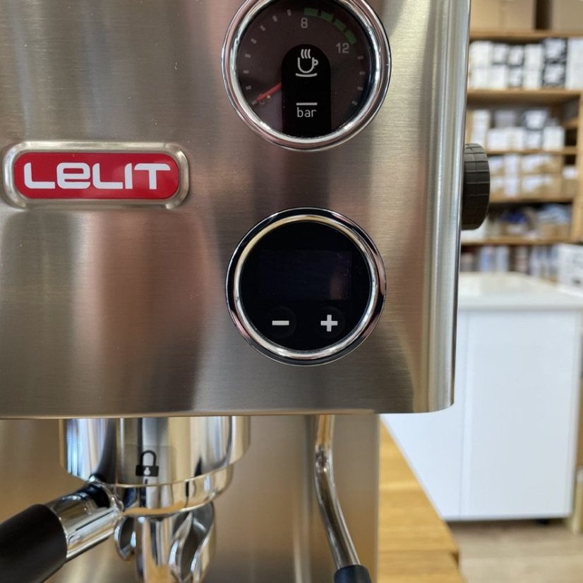 Domáci pákový kávovar Lelit Victoria PL91T s jedným bojlerom pre rýchle a efektívne prípravy kávy.