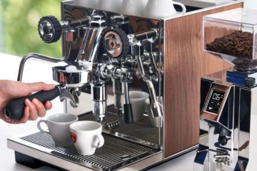 Eureka: 100 år av tillverkning av kaffekvarnar, nu har de lagt till kaffemaskiner.