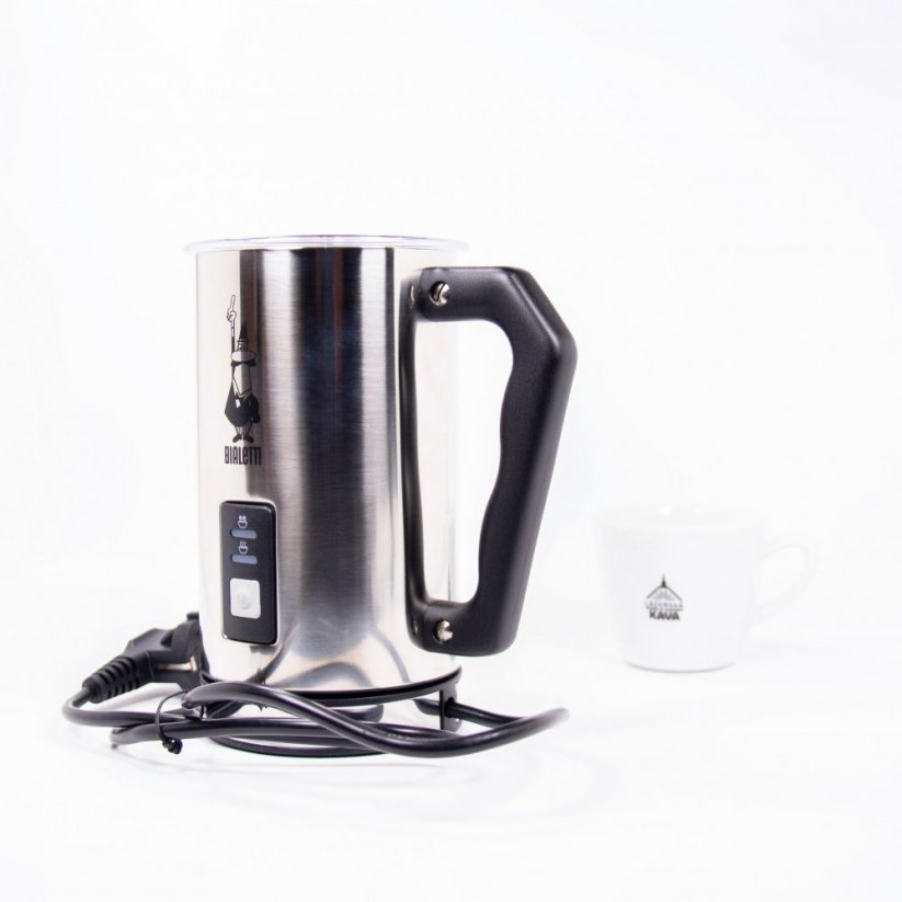 Coffee cup and Bialetti electric milk frother