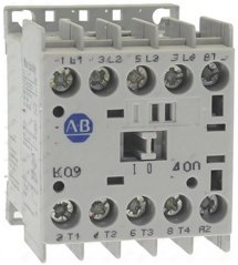 Schalthebel ALLEN-BRADLEY K09 20 A 400 V, wäisst Plastikgehais mat Schraufklemmen uewen an ënnen an der Bezeechnung K09.
