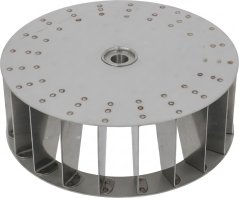 Deeselwecht Rad vun uewen, mat enger duerchlächerter Scheif an enger zentraler Naaf mat Lach fir d'Achs. Deeselwecht Rad vun uewen, mat enger duerchlächerter Scheif an enger zentraler Naaf mat Lach fir d'Achs.