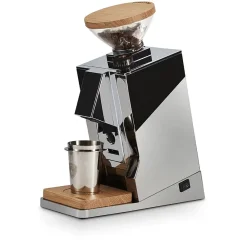 Silberne Kaffeemühle Eureka Single Dose für gemahlenen Kaffee.