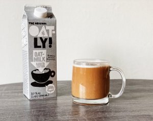 Vegetable "milk" in summer coffee drinks