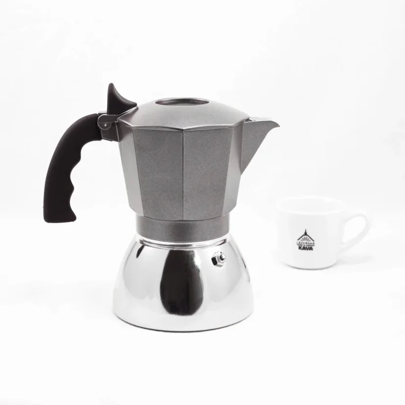 Moka kanvica Bialetti Brikka Induction 4 šálky vhodná pre použitie na halogénovom zdroji ohrevu.