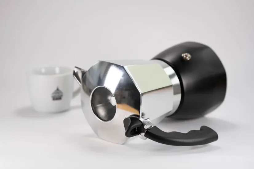 Couvercle transparent pour voir le café prêt