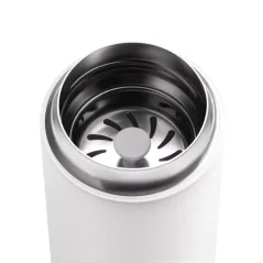 White Fellow Carter Move Mug with a capacity of 355 ml, ideal for travel. White Fellow Carter Move Mug with a capacity of 355 ml, ideal for travel.