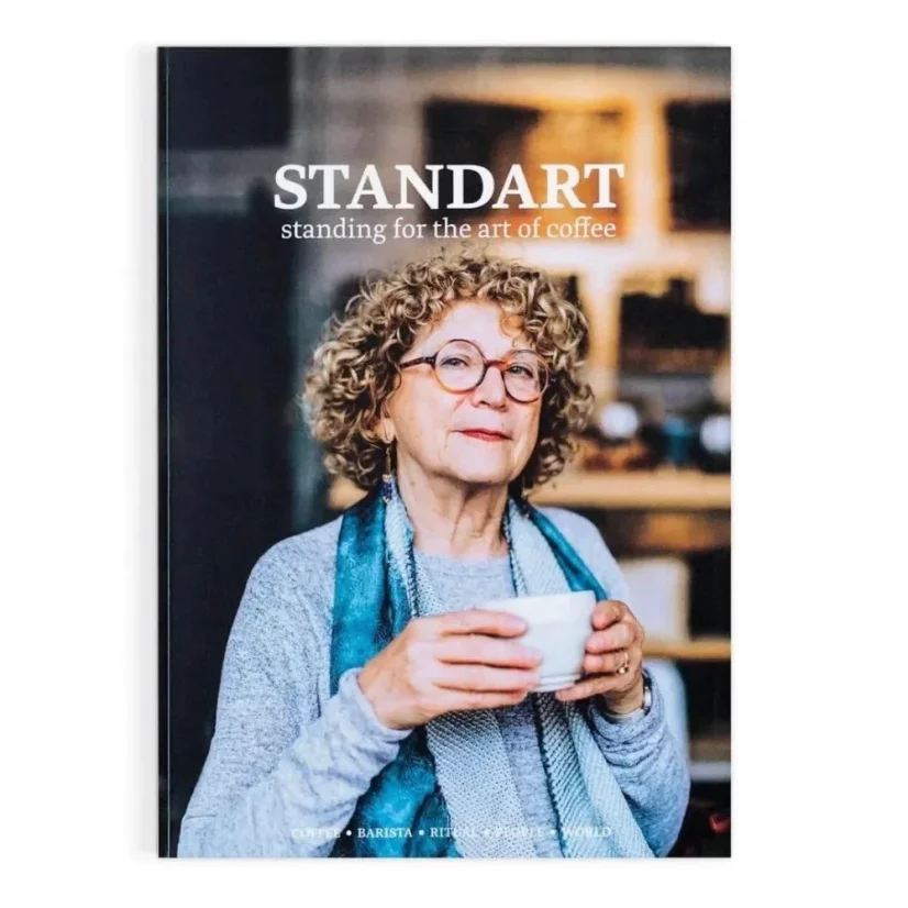 Обложка на книгата Standart 5 от Standart Mag, която разглежда света на кафето.