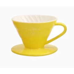 Ceramic coffee dripper V01 made of high-quality ceramic for perfect brewing of filtered coffee.