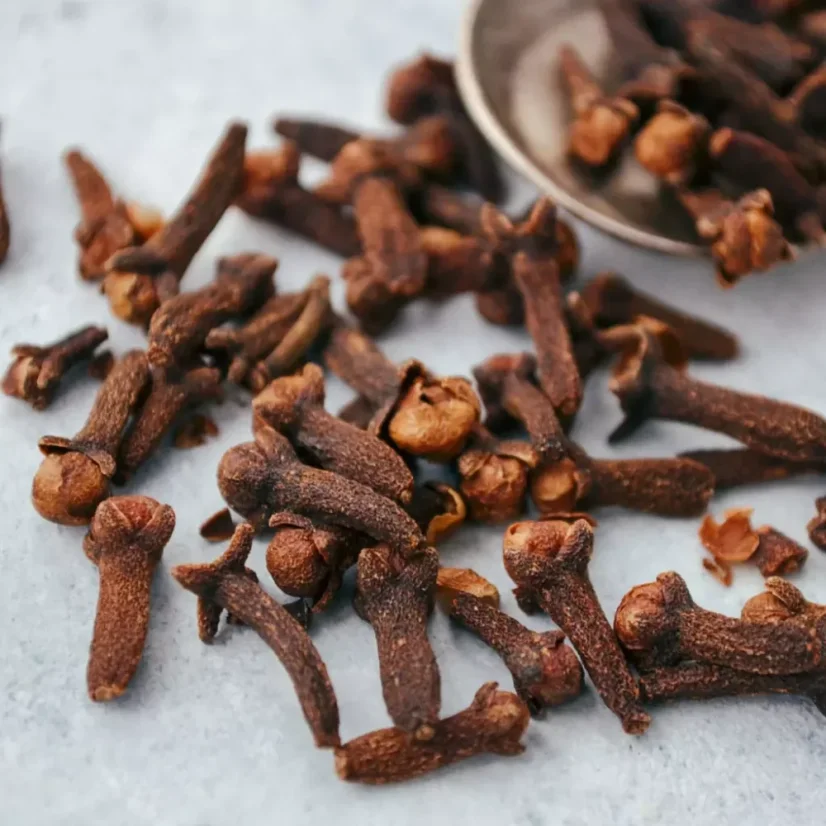 BIO clove is a 100% natural essential oil, perfect for autumn use.