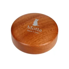 Distribuidor de café Motta cor castanha com diâmetro de 58 mm, ideal para a distribuição precisa do café moído no filtro.