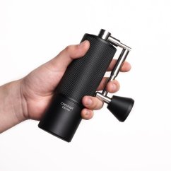 Timemoren C3S PRO -kahvimylly taitettavalla kahvalla mustana.