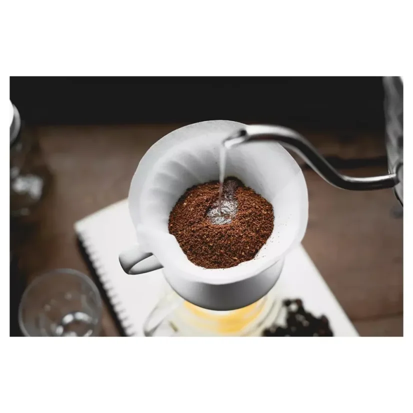 Hario V60-02 papírové filtry VCF-02-40W 40 ks