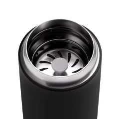 Termo vaso Fellow Carter Move Mug en color negro con capacidad de 355 ml, ideal para viajar.