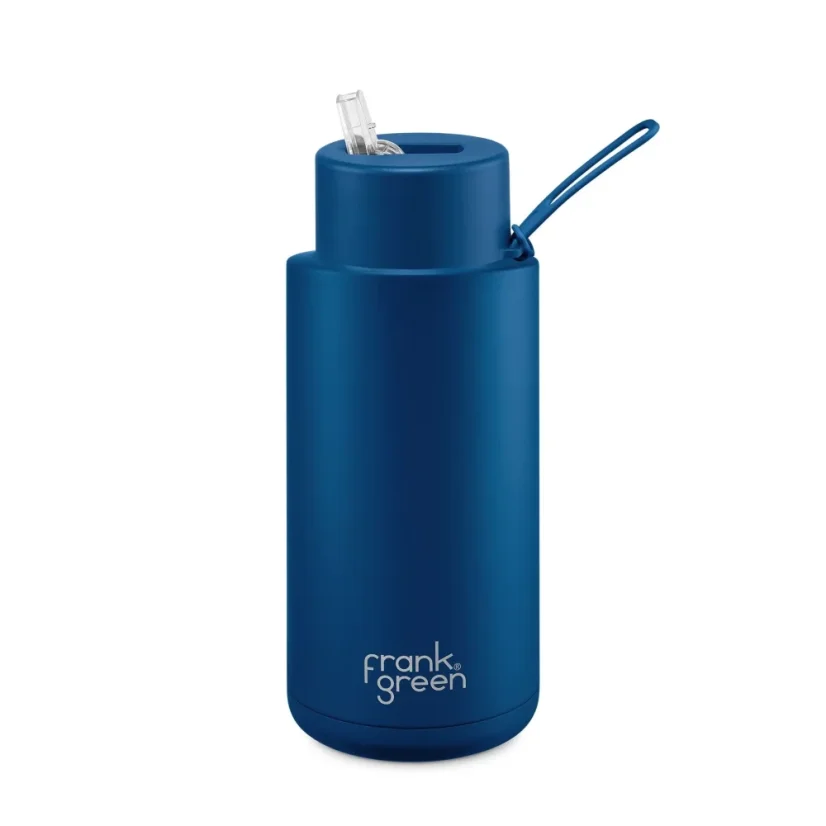 Blue Frank Green Ceramic Deep Ocean thermal mug with a capacity of 1000 ml and a straw lid.