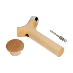 Wooden maple handle for Fellow Stagg, ideal for comfortable handling of the coffee maker.