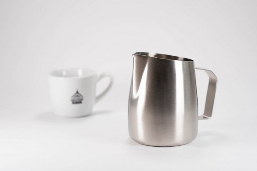 Milk jug made of stainless steel and titanium