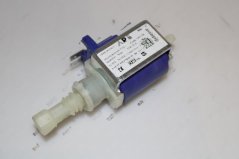 Vibratiounspompel vun der Kaffismaschinn mat Metallkierper, blo Gehäis a wäisser Anschlossstutz. Vibratiounspompel vun der Kaffismaschinn mat Metallkierper, blo Gehäis a wäisser Anschlossstutz.