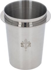 Inox-Doséierschuel mat engem agravéierte Lilien-Embleem un der Säit. Inox-Doséierschuel mat engem agravéierte Lilien-Embleem un der Säit.